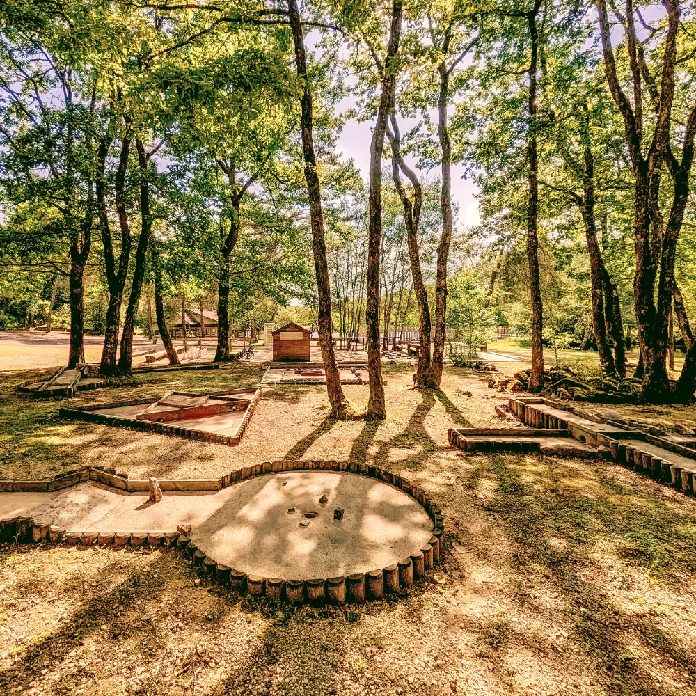 mini-golf
